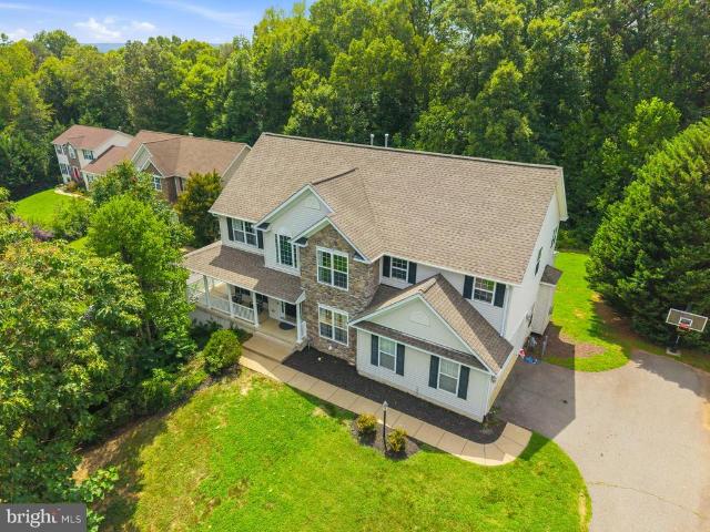 6 Towering Oaks Drive