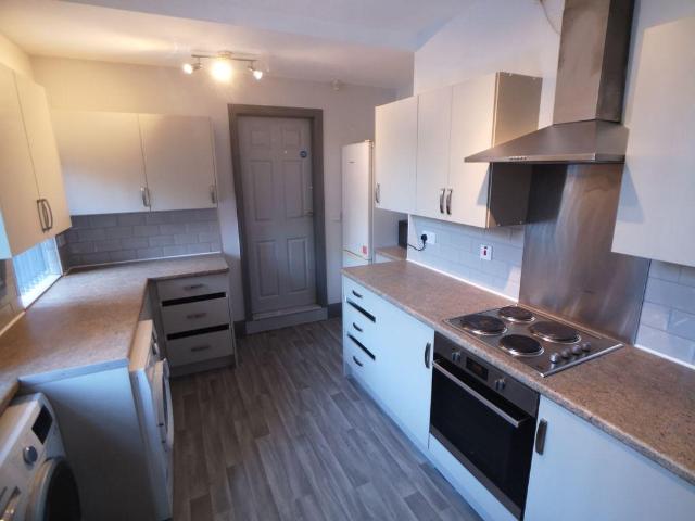 Trafalgar Road, M6 8JD 4 bed semi detached house to rent £1,980 pcm £457 pw