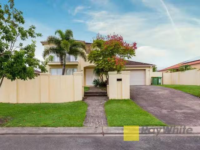 6 Ulrike Way, Benowa, QLD 4217