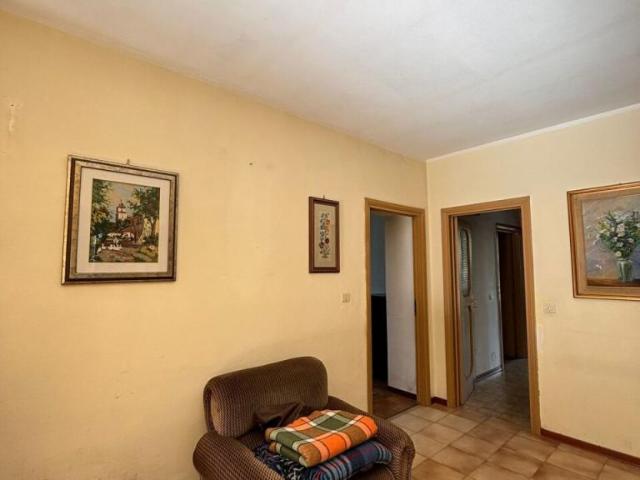 6 vani 130mq
