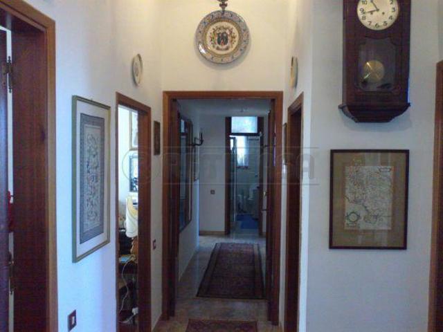 6 vani 165mq