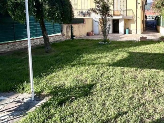 6 vani 210mq