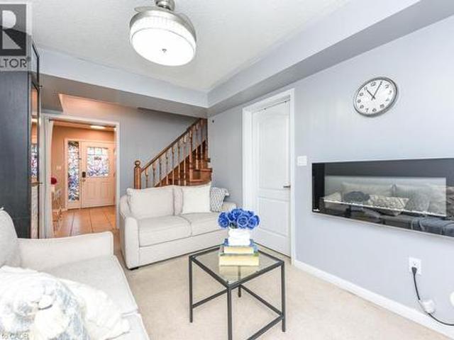6 Ventura Avenue Unit# 2, Brampton, ON, L6Y 4Y9 house for sale | Listing ID 40868 | Royal LePage