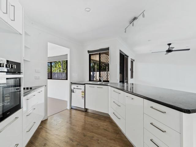 6 Viewbank Court Beenleigh, QLD 4207