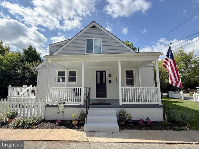 6 Virginia Avenue