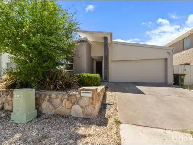 6 Walling Street, FRANKLIN House for rent Listed by Leasing T.