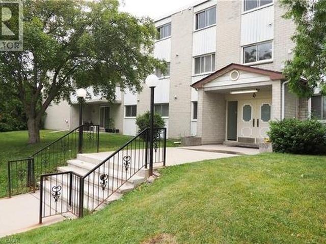 6 Walton Avenue Unit# 206, Kitchener, ON, N2C 2B5 condo for sale | Listing ID 40866 | Royal LePage