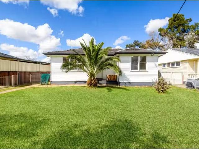 6 Warrego Street, NORTH ST MARYS House for rent Listed by Ros.