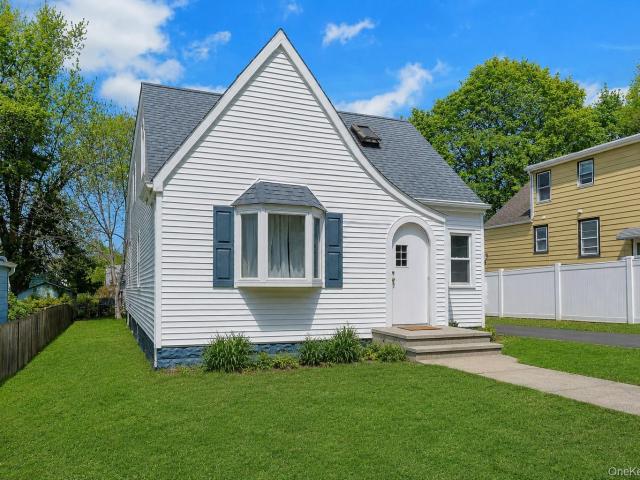 6 Willow Avenue