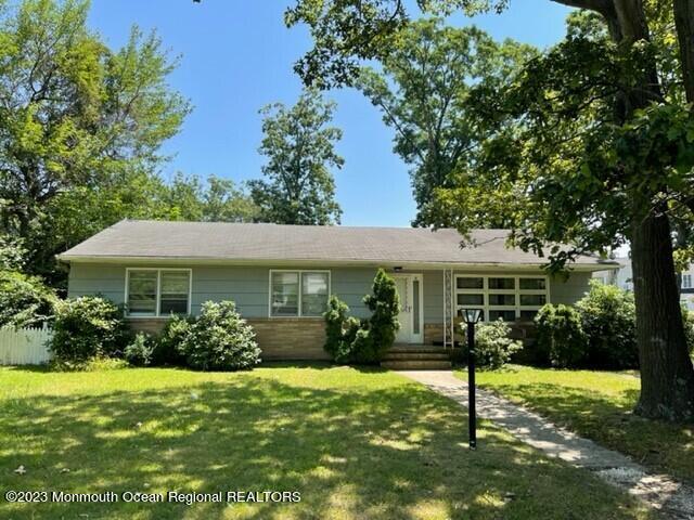 6 Wilson Ave, 3 beds, 3 full baths