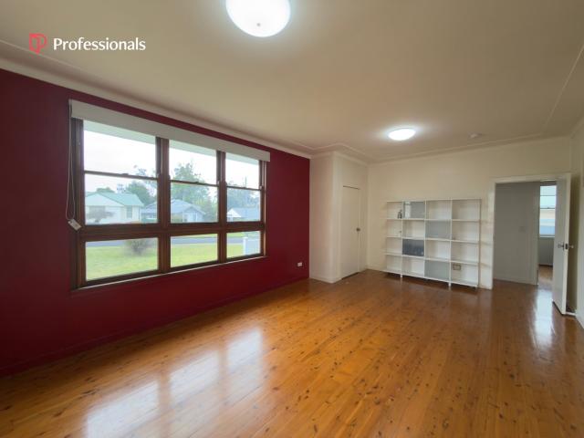6 Wilson AvenueNowra NSW 2541, Australia