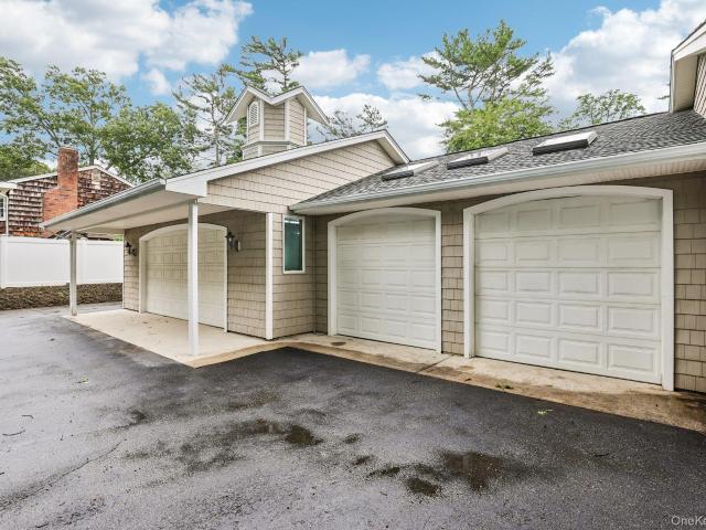 6 Winfield Drive