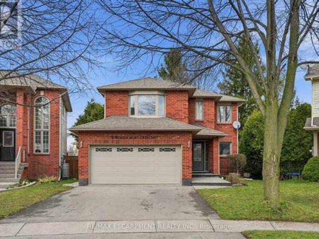 6 Woodcroft Crescent, Hamilton, ON, L8B 0H1 house for sale | Listing ID X13428 | Royal LePage