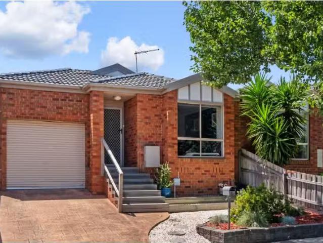 6 Woodfull Way, EPPING House for rent Listed by Kosta Georgit.