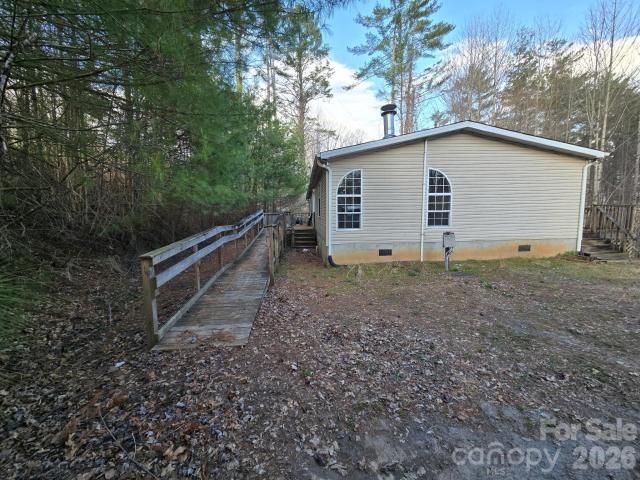 6 Woodland Street