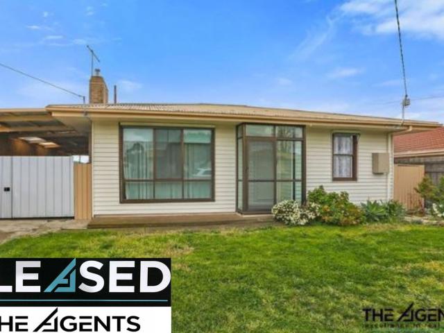 6 Wren Street, Norlane VIC 3214 AUS