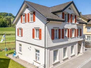 6 Zi. EFH mit Möglichkeit für Einbau Einliegerwohnung / Gewerbeflächen