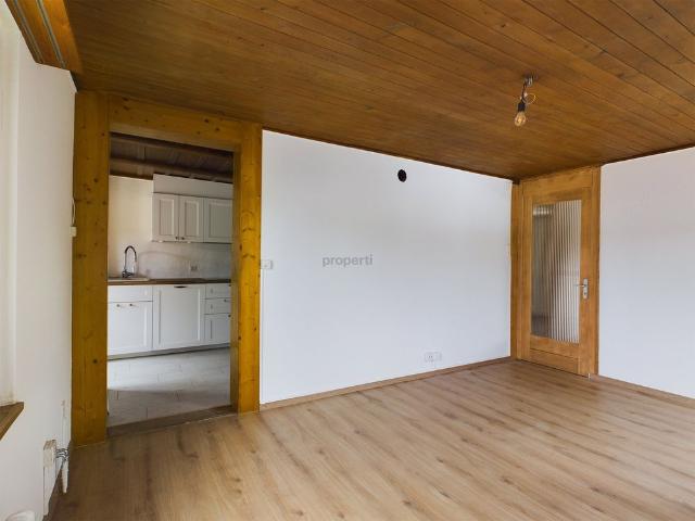 6 Zimmer, 103 m², 1. Stock