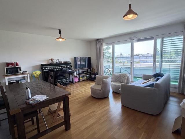 6 Zimmer, 105 m², 8. Stock