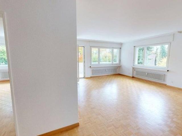 6 Zimmer, 124 m², 1. Stock