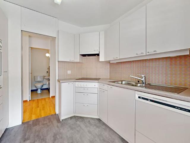 6 Zimmer, 130 m², 1. Stock