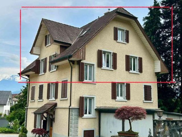 6 Zimmer, 130 m², 2. Stock