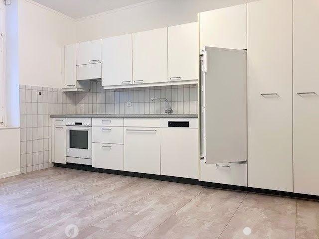 6 Zimmer, 147 m², 2. Stock