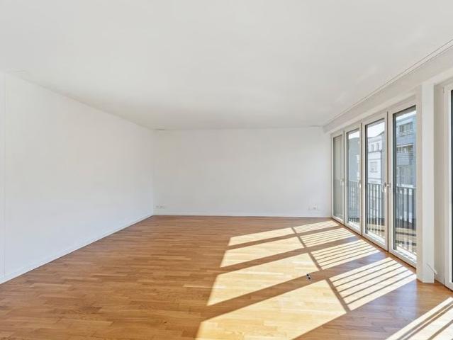 6 Zimmer, 157 m², 6. Stock