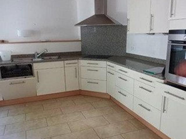 6 Zimmer, 190 m², EG