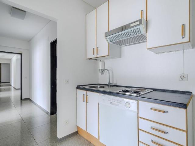 6 Zimmer, 273 m², 3. Stock
