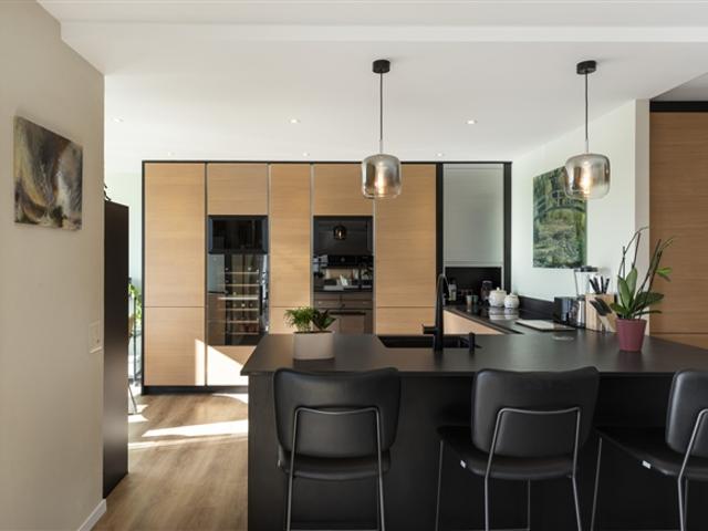 Wunderschönes Apartment von 150 m2 Wohnfläche, neu renoviert