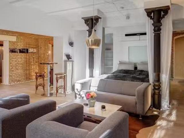 6 Zimmer Wohnung in Munich