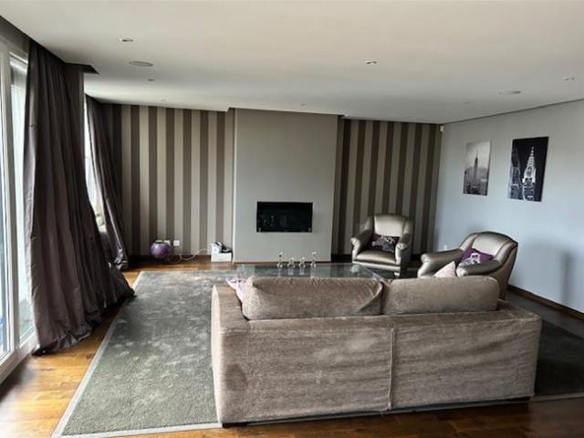 6 Zimmer Wohnung in Genf