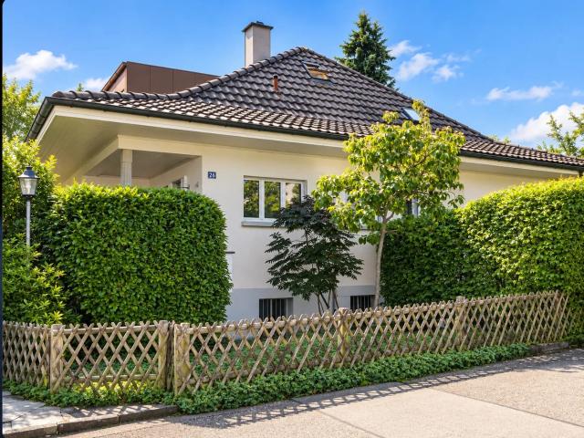 6 Zimmer Einfamilienhaus mit 761 m² Grundstück in Wabern bei Bern sanierungsbedürftig, mit viel Spielraum