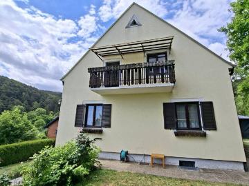 6 Zimmer Haus in Wöllersdorf mit Balkon, Garage und Garten