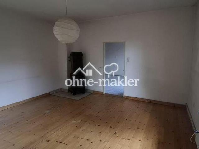 6 Zimmer Maisonette mit Dachterrasse für Selbstgestalter in Siebenbäumen