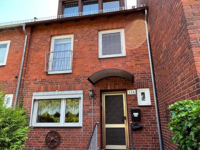 6 Zimmer Reihenhaus | Perfekt für WG oder Familie | Faktor 9,7