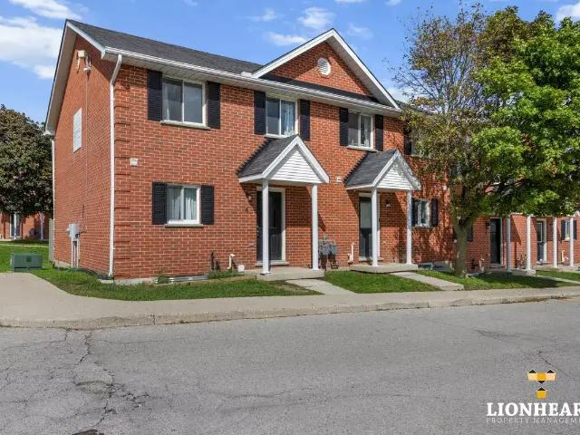 6 190, Fleming Drive, London, Ontario, N5V 5B8