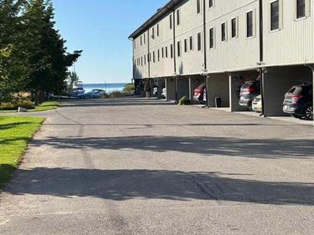6 120 Port Darlington Road, Clarington Bowmanville, ON, L1C 3K3 condo for sale | Listing ID E13790 | Royal LePage