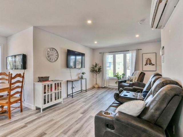 6 1/2 à louer à Brownsburg Chatham