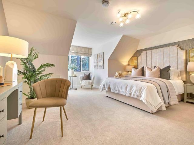 6 12 Woodcote Valley Road, Purley CR8 2 bed retirement property to rent £3,000 pcm £692 pw