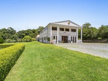 6.2 Acres of Rainforest Serenity in the heart of Tamborine Mountain