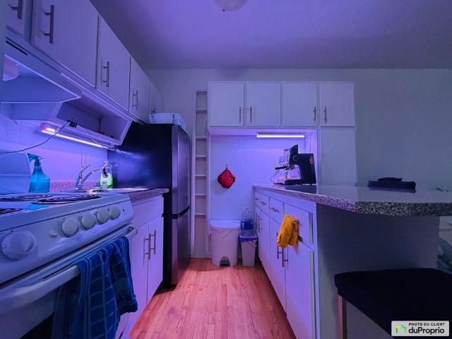 6 3044, rue des Châtelets, Ste Foy à louer