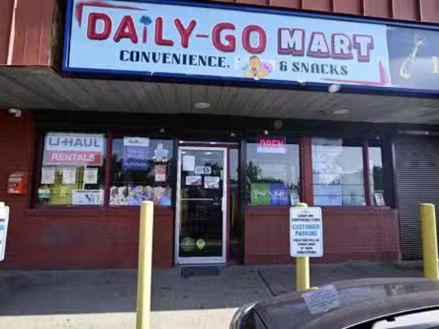 6, 4100 Marlborough Drive Ne, Calgary, AB, T2A 2Z5 commerci.