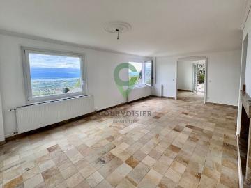 6.5 single family home with breathtaking views near Genolier