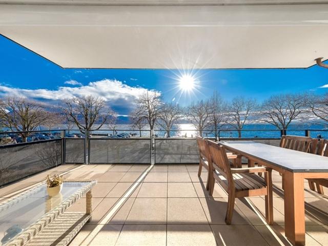 Prestigeträchtige Wohnung mit Blick auf den See im Herzen von Lutry