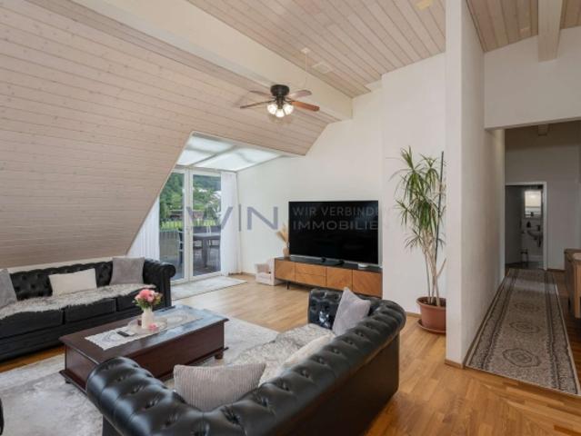 6.5 Room attic apartment