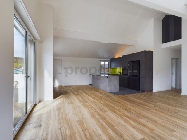 6.5 Zimmer Dachwohnung mit 33 m² Dachterrasse, Smart Home und Minergie in Neftenbach