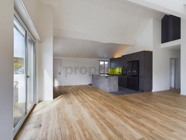 6.5 Zimmer Dachwohnung mit 33 m² Dachterrasse, Smart Home und Minergie in Neftenbach
