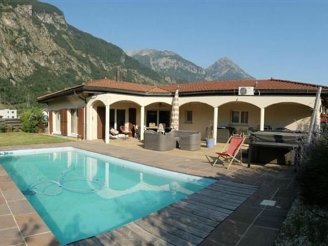 6.5 Zimmer Einfamilienhaus in Martigny